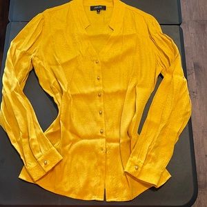 NWOT CUTE YELLOW SHIRT